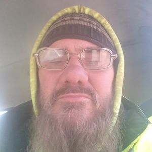 Meet your Posher, Tom